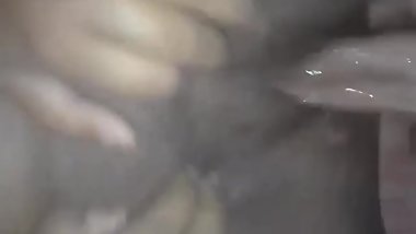 srilankan_girl_orgasm