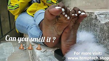Ebony teen white toes - Foot Fetish