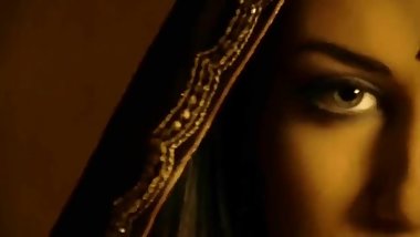 8D sound: Indian mythological story of Bollywood actress as Godess Parvati