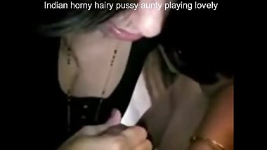 HOT Aunty playing lovely pussy