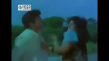 Indian movie, lift and carry