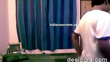 Amateur indian couple ready for some action.mp4