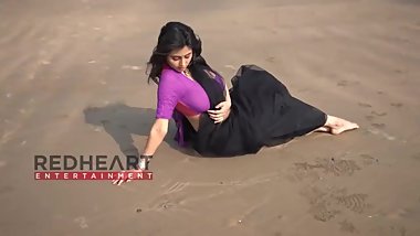 Saree Somudro - à¦¶à¦¾à¦¡à¦¼à¦¿ à¦¸à¦®à§à¦¦à§à¦° à¥¤ Maria - Black Saree