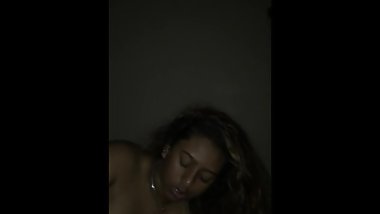 Sexy Brown Girl Gives Sloppy Blowjob