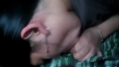 Pinay love to suck dick on car