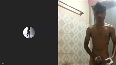 Cam sex While taking a BATH.