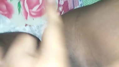 Sri lankan school girl hardcore pussy fingering part 2