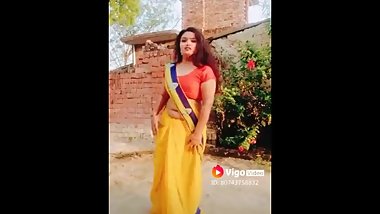 Neetu choudhary belly dancer