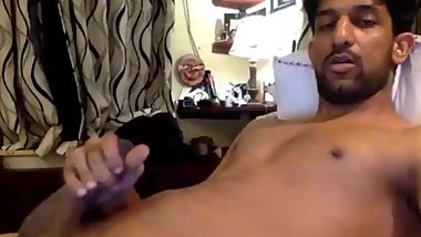 arya yuyutsu espn commentator