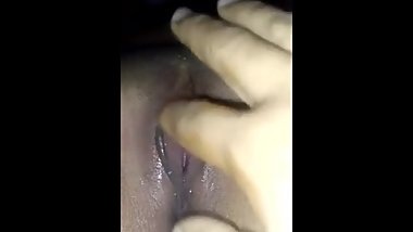 indian girl pussy juice dripping