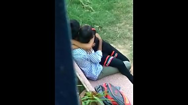 indian boy fucked girlfriend in park