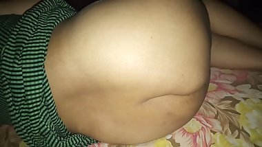 Elegant Indian House wife Glittering Plump Big Ass