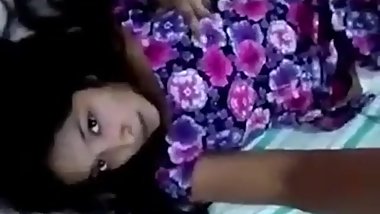 Sri Lankan Cute girl Squirt
