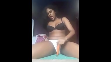Indian girl sucking and fucking with carrot