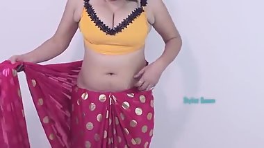 Sexy actress showing her huge boobs cleavage