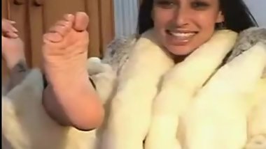 Coquette Indulges Your Foot Fetish