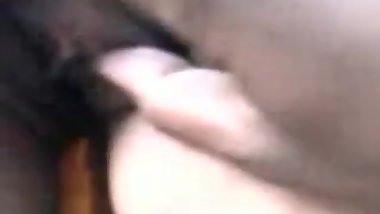 Indian young college girl boobs show and choot fingered