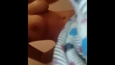 Chandigarh Kudi wid Super Hot n Sexy Figure Selfie