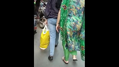 indian beautiful girl's very big ass on road show