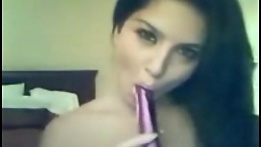 DESI INDIAN PORN ACTRESS WEBCAM DILDO SHOW BEFORE FAMOUS CELEBRITY