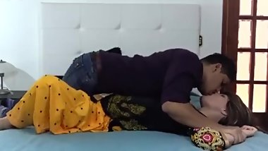 Indian hindi Stepsister dry sex with Brother - www.chennai-escort.com