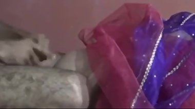 Hot Indian bhabhi driver