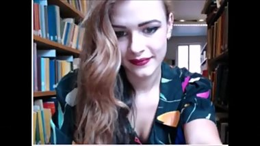 BRITISH GIRL SHOWS HER TITS IN LIBRARY